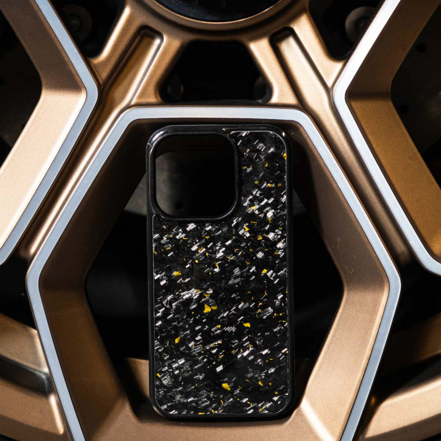 IPHONE FORGED SERIES CASE - GOLD